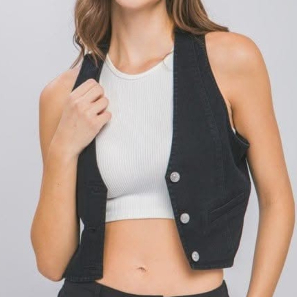Love Tree Denim Black Cropped Vest - Picture 2 of 10